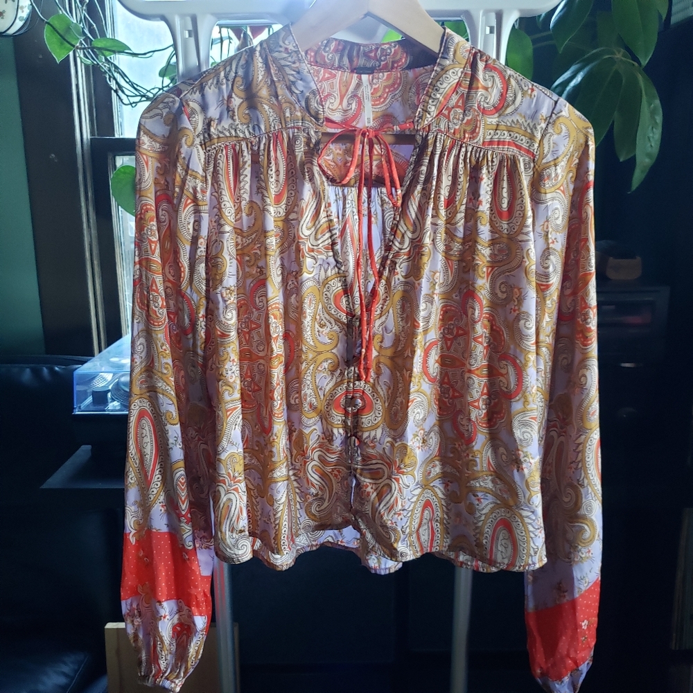 Free People silky paisley v-neck with ties